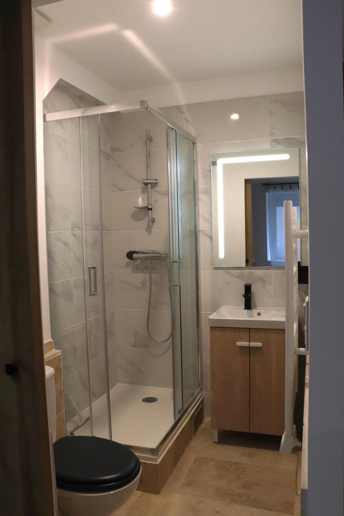 Superbes Appartements Modernes Et Neufs Bagnols-sur-Cèze Esterno foto